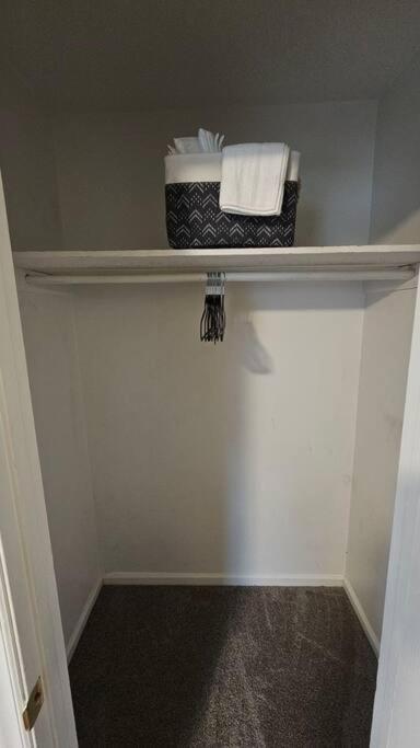 Cozy 2br Sleeps 6 Near Ecu Stadium And Hospital * Greenville