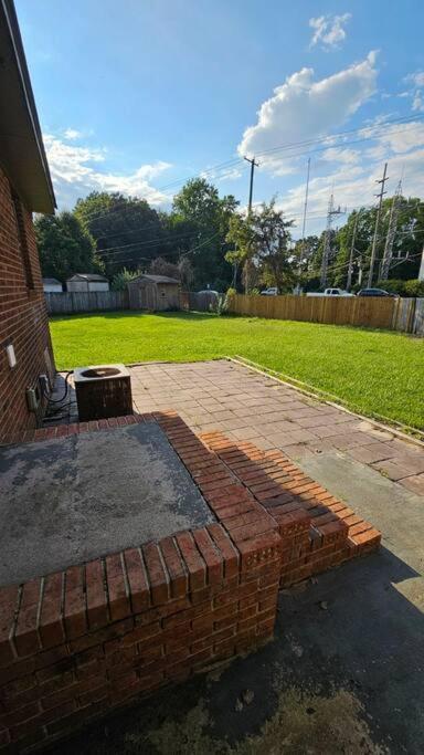 Cozy 2br Sleeps 6 Near Ecu Stadium And Hospital * Greenville
